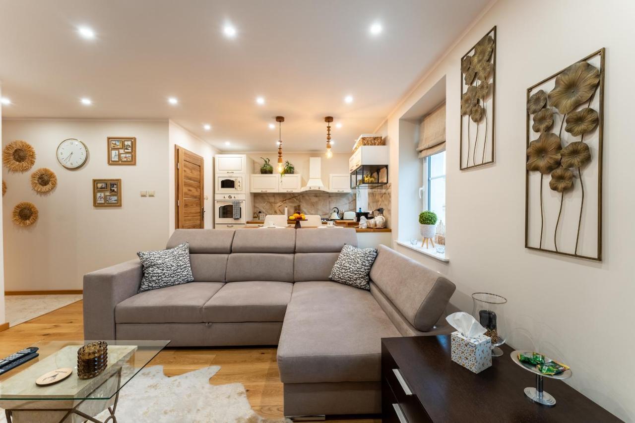 Apartament Zloty Jelonek - 4 Osobowy Na Placu Ratuszowym - Space Apart Jelenia Góra Exteriör bild